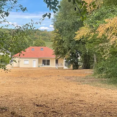 Environnement Forestier Guest house Germaine